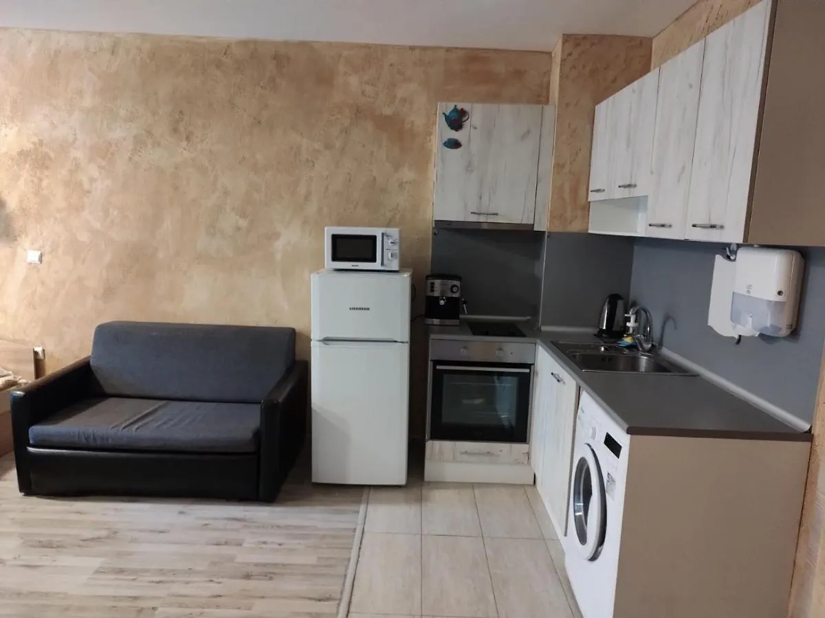 Colonel Apartment 957 소피아